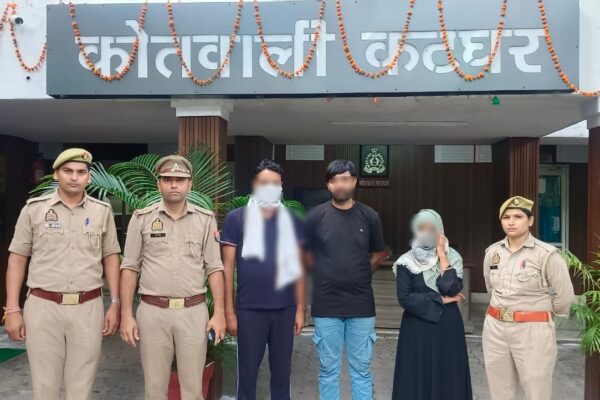 Honeytrap में UP Dial- 112 का हेड कांस्टेबल और महिला समेत तीन गिरफ्तार
