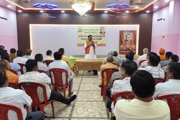 कमल कौशल के रूप में समाज ने खोया अपना मार्गदर्शक: राजेश सिंघल