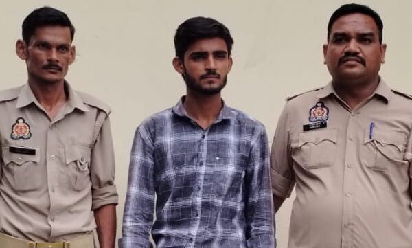 कुंदरकी की महिला डाॅक्टर समरीन की हत्या प्रेमी ने की थी बाल अपराधी के साथ, दोनों गिरफ्तार