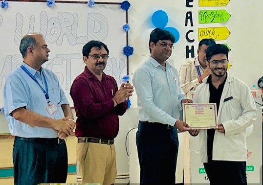 टीएमयू में थिंक हेल्थ, थिंक फार्मासिस्ट थीम पर फार्मेसी की स्टॉल प्रदर्शनी