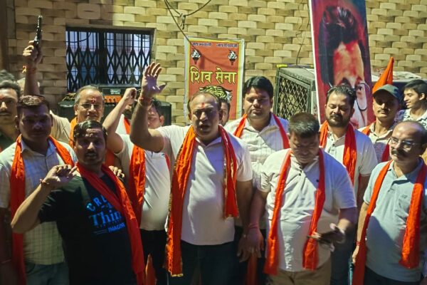 SHIVSENA UBT ने किया शस्त्र शास्त्र पूजन