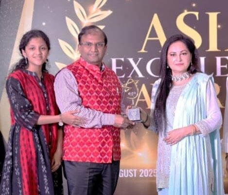 TMU के प्रो. राजुल रस्तोगी की झोली में Academic Excellence & Mentorship Award