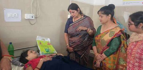 State Women Commission की अध्यक्ष ने लाभार्थियों से किया संवाद