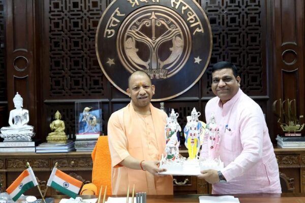 CM योगी से कैंट MLA मिले, कहा-बरेली एयरपोर्ट से अन्य शहरों के लिए जल्द शुरू हो उड़ान